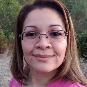 Meet your Posher, Lydia